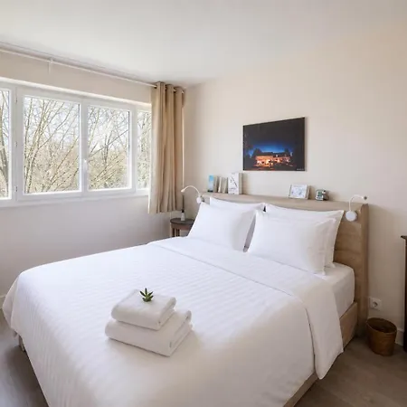 Apartamento L Elysee 125 Spacieux Avec Vue & Parking La Celle-Saint-Cloud
